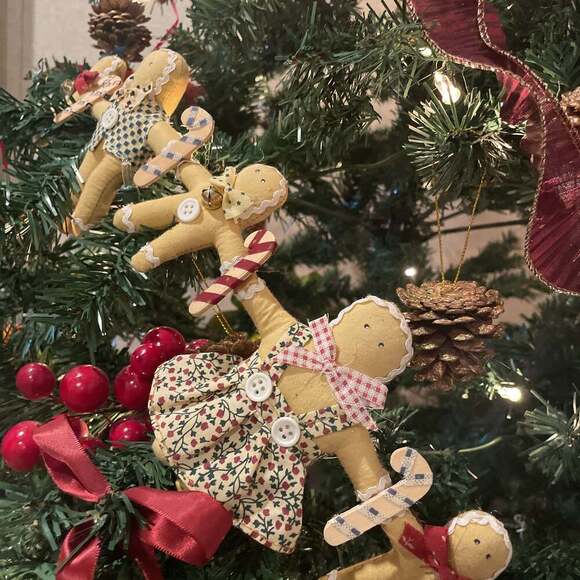Vintage String Of 5 Fabric Gingerbread Man & Candy Canes Christmas Ornaments - Picture 4 of 6